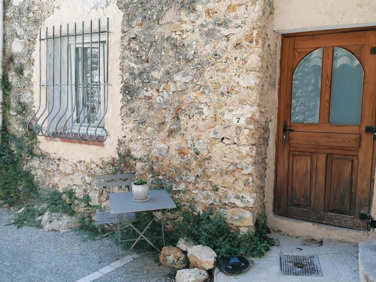 Soriers Appartement Aspremont  Buitenkant foto